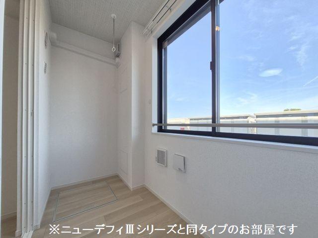 ルーチェフルサワＧＪ（104） 室内