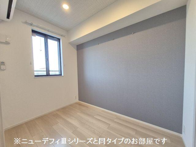 ルーチェフルサワＧＪ（103） 室内