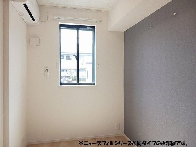 ルーチェフルサワＧＪ（101） 室内