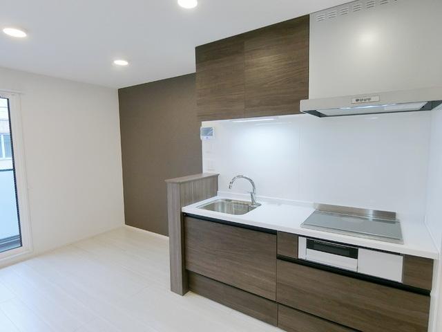Ｄ−ＲＯＯＭ八軒小路（201） キッチン