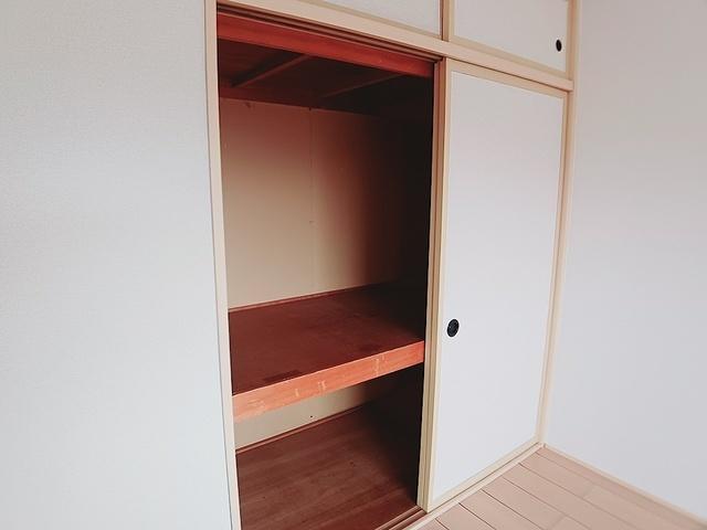 サンシャイン蒲町（202） 収納
