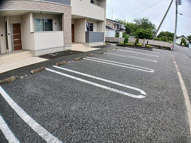ガーデンハウス　Ｌ．Ａ　Ａ（101） 駐車場