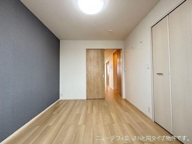 ピース・ヴィラ袋原南Ｃ（302） 室内