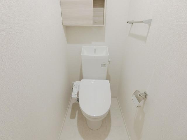 Ｄ−ＲＯＯＭ六十人町　Ｂ（102） トイレ