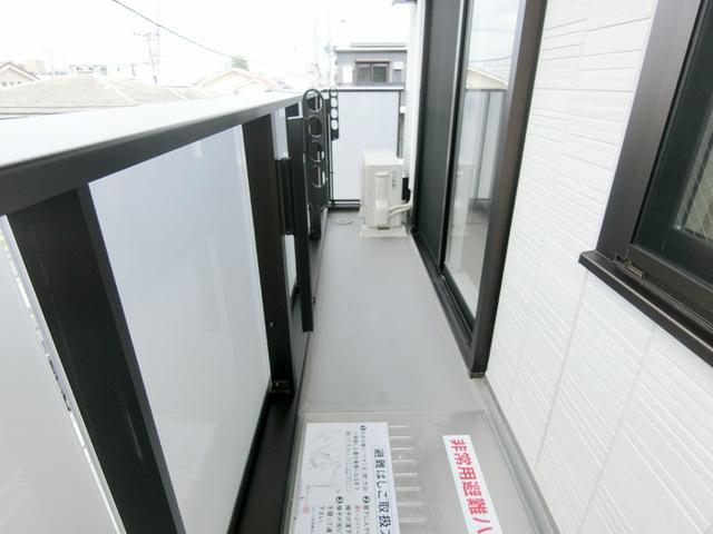 Ｄ−ＲＯＯＭ六十人町　Ｂ（303） バルコニー