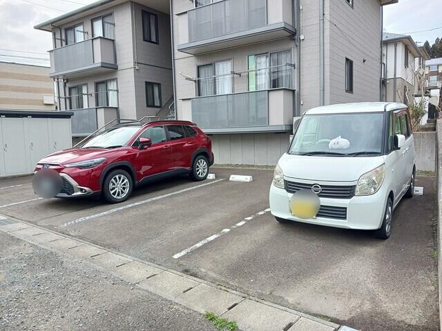 カーサ・ソレアード（202） 駐車場
