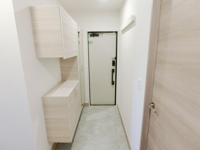 Ｄ−ＲＯＯＭ六十人町　Ａ（101） 玄関