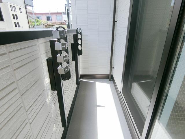 Ｄ−ＲＯＯＭ六十人町　Ａ（101） バルコニー