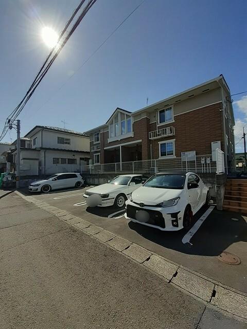 アウローラ（101） 駐車場