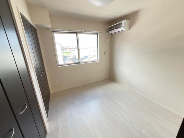 アインタウゼント 部屋画像