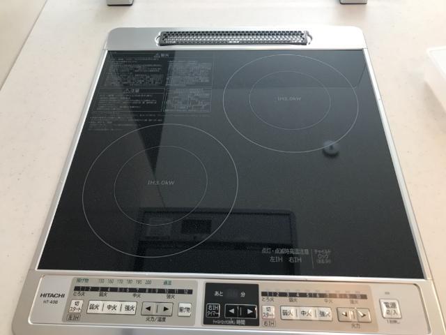 アインタウゼント キッチン