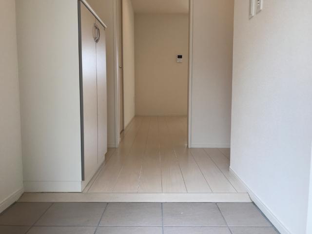 ピアニー 玄関