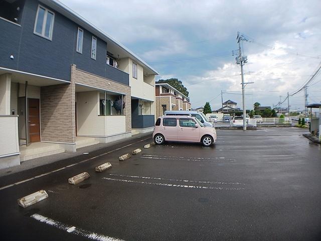 ラパーチェ（201） 駐車場