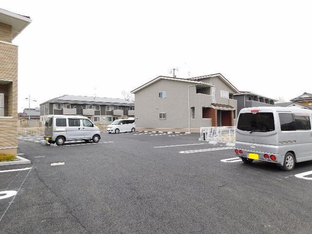 グランコートＳＫⅠ（101） 駐車場