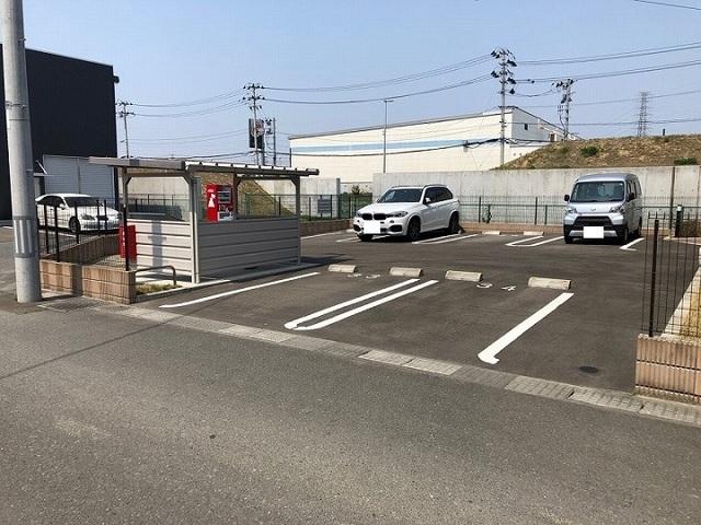 ボヌール・シュン（101） 駐車場