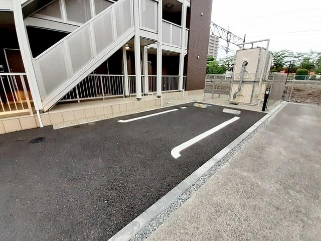 グレイス（102） 駐車場