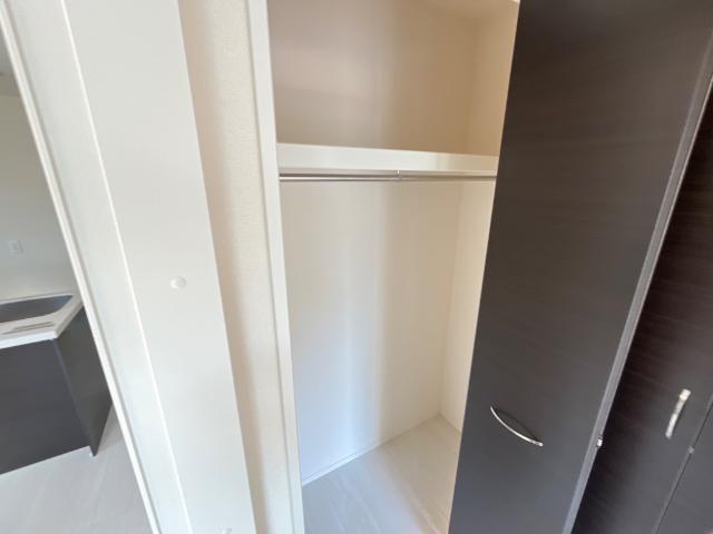 アインタウゼント 部屋画像