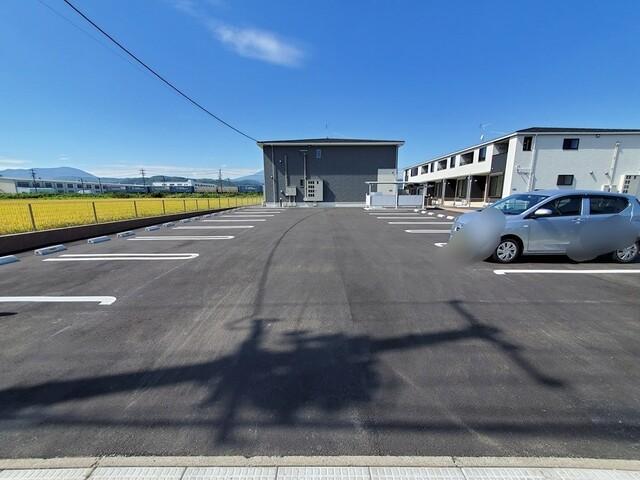 グリーン　ヴィレッヂ　Ⅱ（103） 駐車場