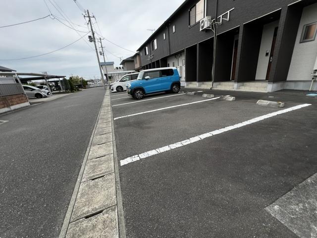 ＡＤＶＡＮＣＥ（1-D） 駐車場
