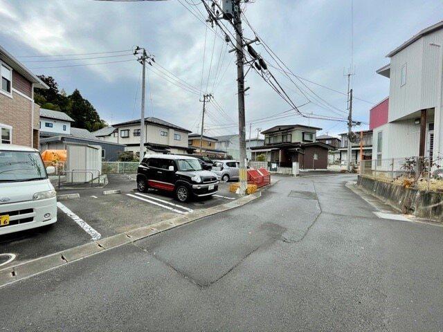ル・シェル　エトワーレ　Ⅱ（102） 駐車場