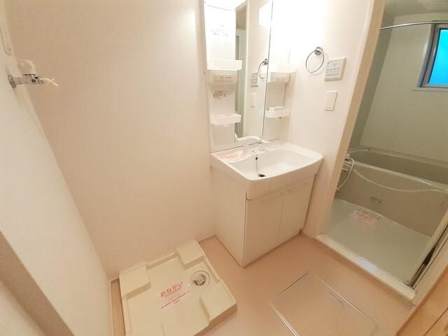 メゾン　ド　ソレイユ（204） 洗面