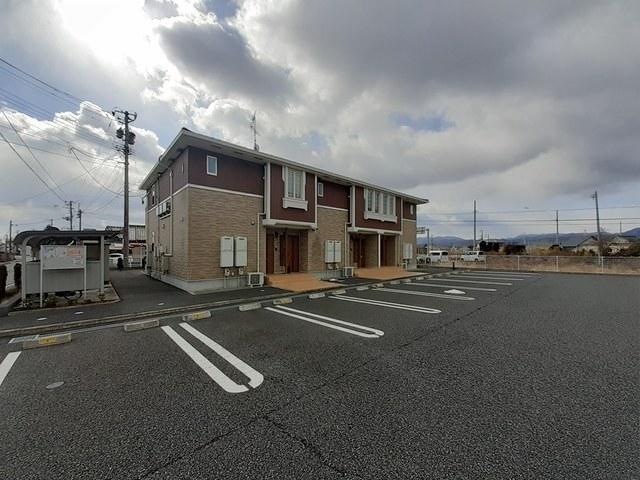 エレガンスⅠ（203） 駐車場