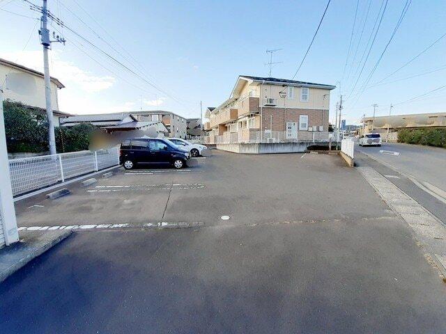 グランベルメゾン（202） 駐車場