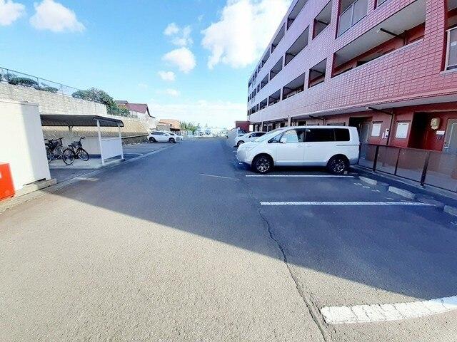 サニーヒル仙台南（207） 駐車場