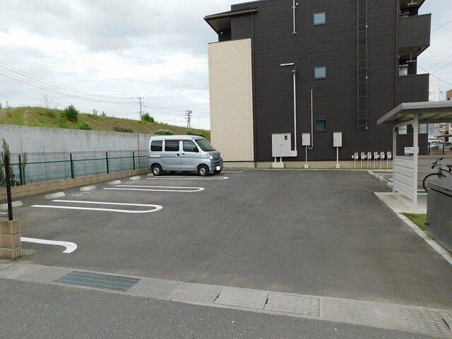 ボヌール・シュン（104） 駐車場