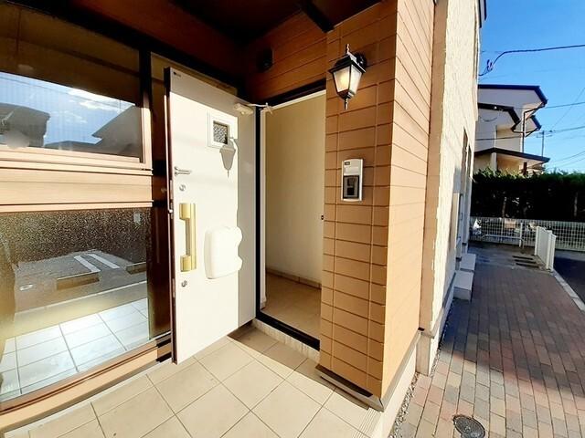 イリーデ（102） 玄関