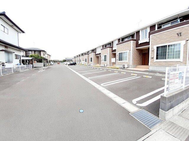 エクセレント　ジールⅥ（204） 駐車場
