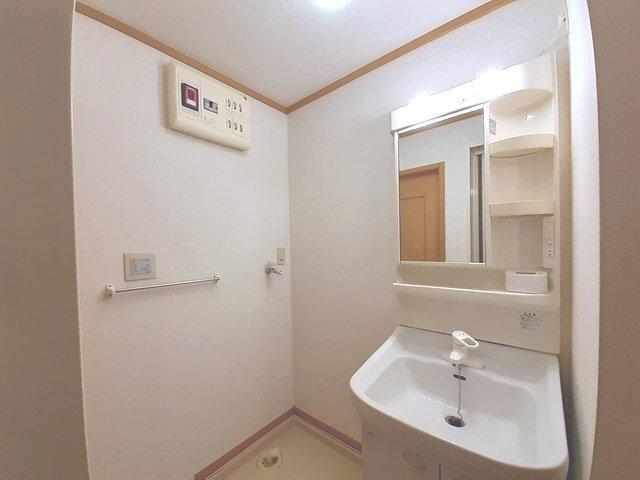 グランデパインヒルズＢ（103） 洗面