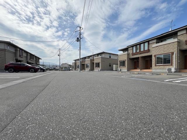 ウィステリア陽寿Ⅲ（102） 駐車場