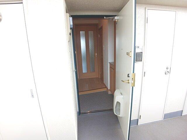 高染Ⅸ館（301） 玄関