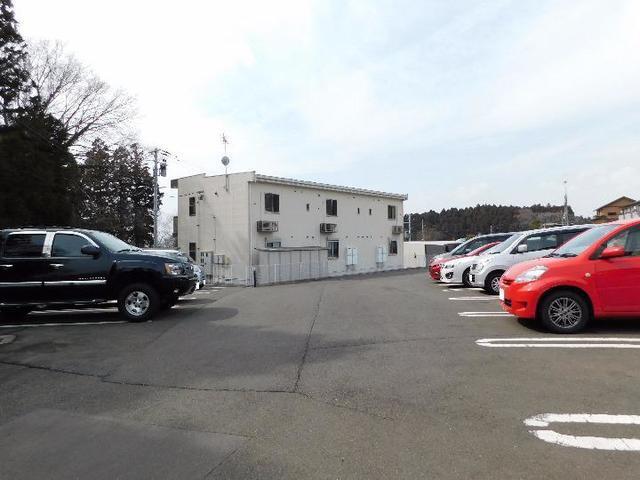 ウエストスワンプＡ（203） 駐車場