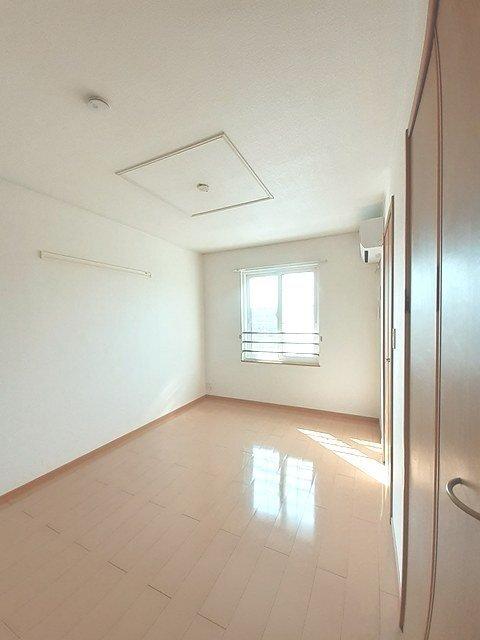 ネオサニーフォレスト（202） 室内