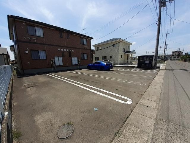 ヴィラ・ボナールⅠ（201） 駐車場