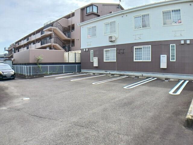 グランドール柳生Ｂ（202） 駐車場