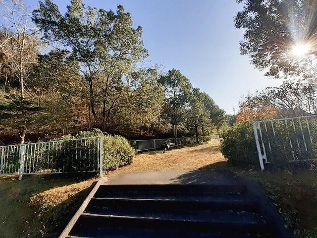 北中山四丁目公園：600m