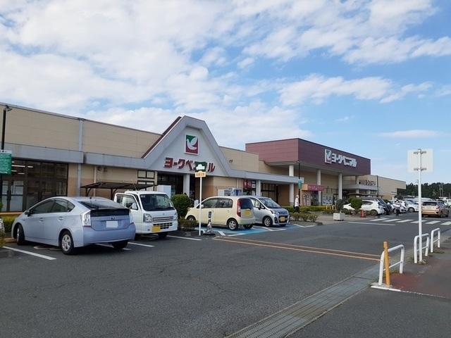 ヨークベニマル原町西店：1300m