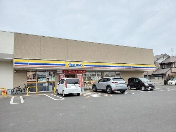 ミニストップ船岡中央店：450m