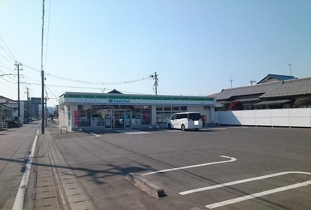 ファミリーマート岩沼中央４丁目：290m