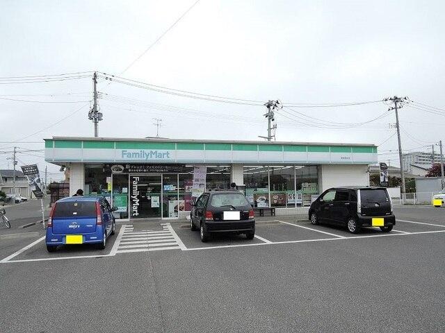 ファミリーマート若林荒井店：2000m