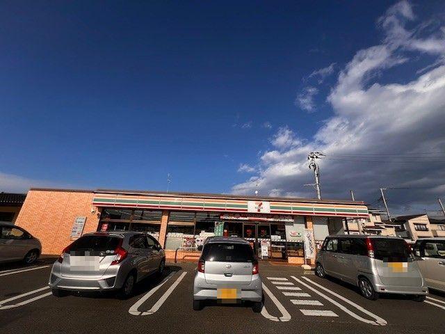 セブンイレブン相馬大曲店：280m
