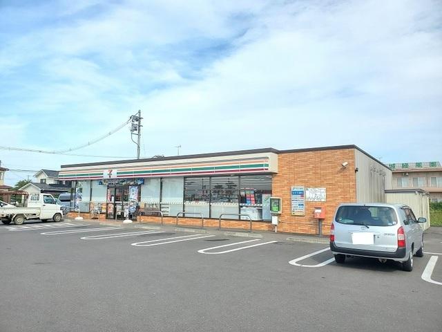 セブンイレブン角田桜店：950m
