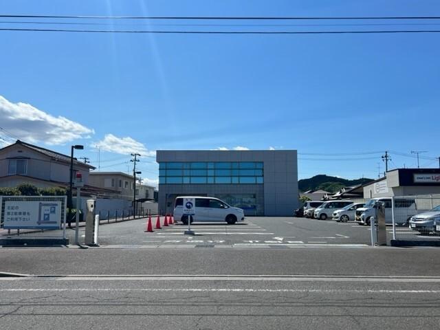七十七銀行亘理支店：350m