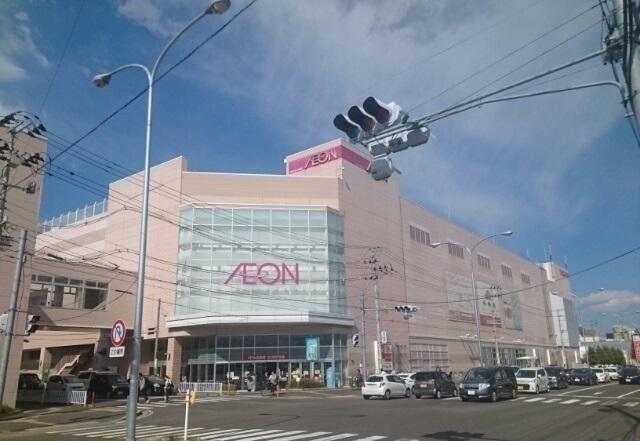 イオン幸町店：1700m