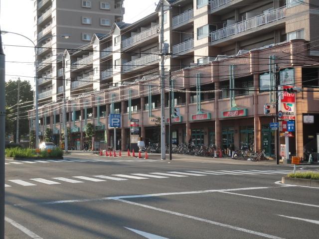 SEIYU上杉店：694m
