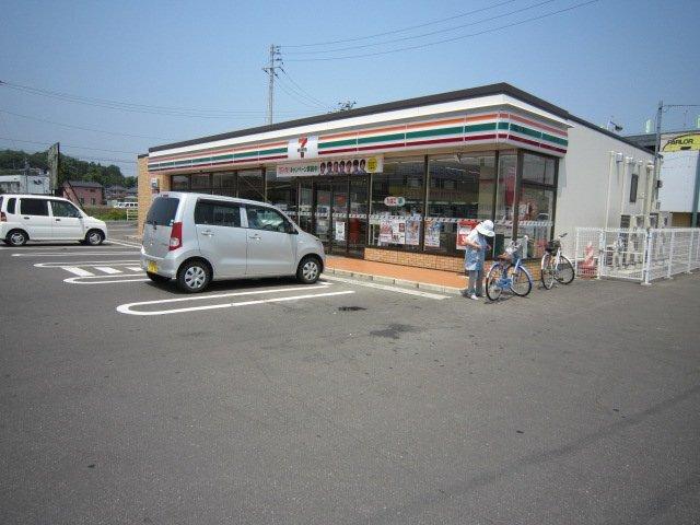 セブンイレブン名取飯野坂店：514m