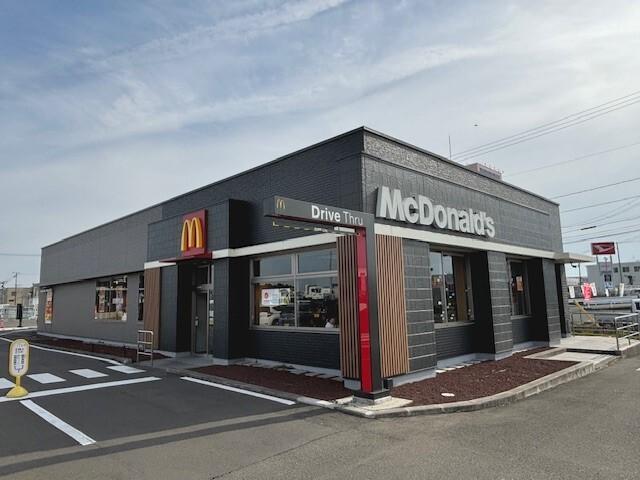 マクドナルド ４号線岩沼店：1000m